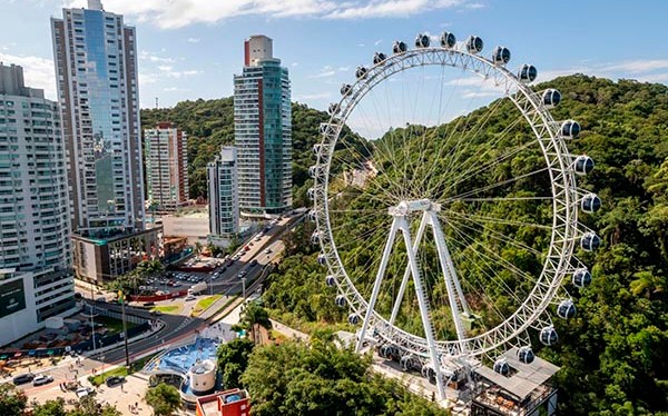 5 motivos que fizeram Balneário Camboriú se tornar a Dubai brasileira