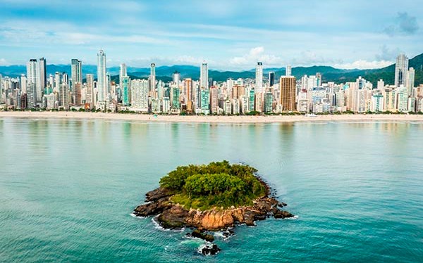 Os bairros de Balneário Camboriú mais valorizados para comprar apartamento