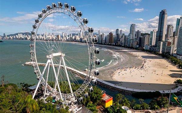 A roda gigante de Balneário Camboriú: conheça Big Wheel