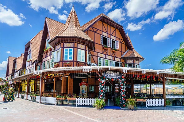 Blumenau é próxima de Itapema