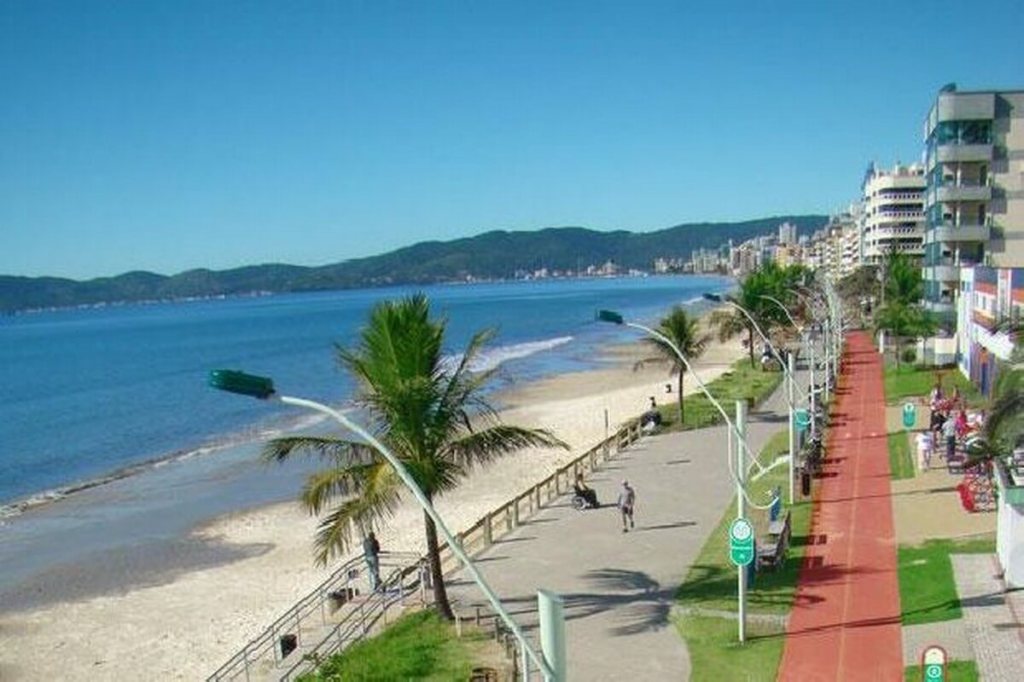 calçadão de itapema santa catarina