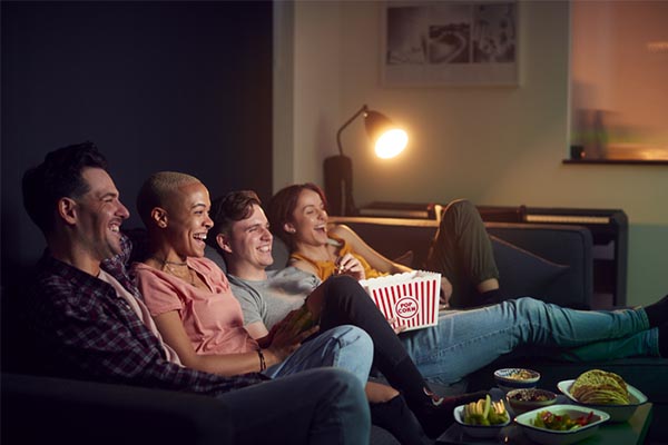 Saiba como montar o seu Cinema em casa
